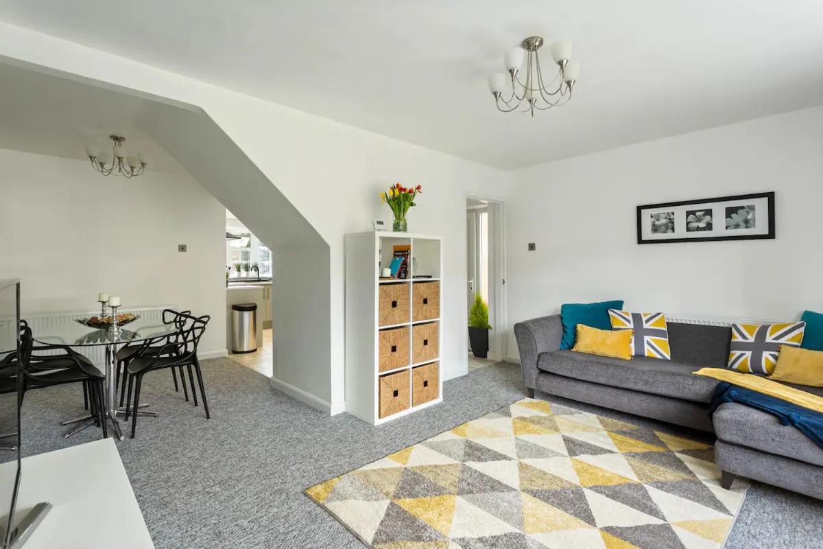 Bright & Spacious With Garden & Parking Nottingham Eksteriør billede